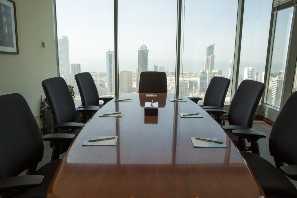 Four Ways CEOs Can Become the Alignment They Seek